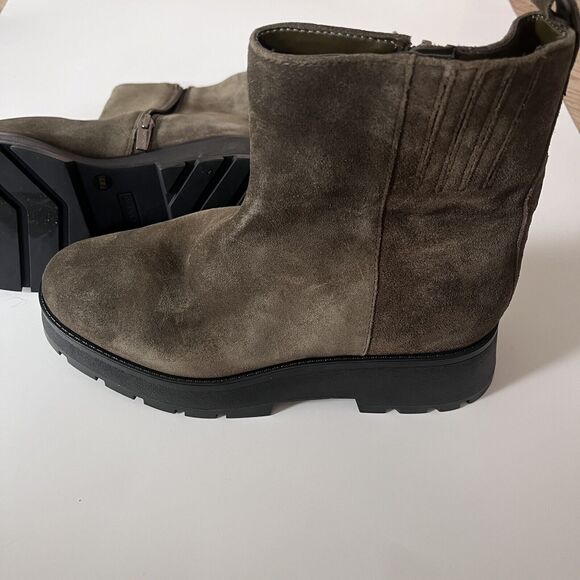 Vince Camuto Green Suede Neframes Zipper Block Heel Ankle Boots Size 8.5M - Picture 5 of 11